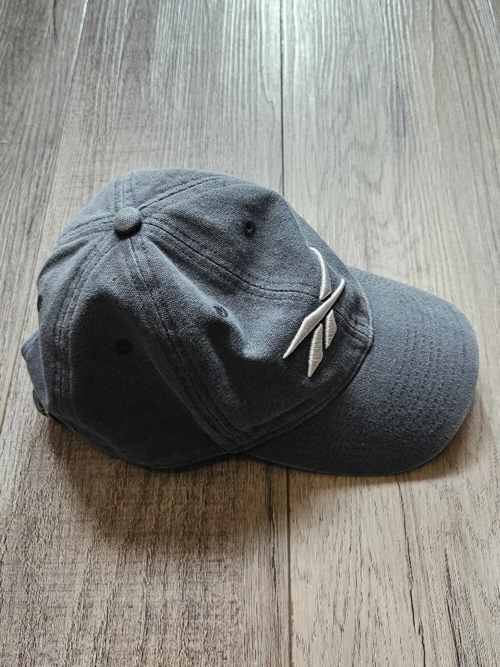Reebok Vintage Canvas Dad Hat Baseball Cap Washed Charcoal Grey Vector Logo OSFA - Picture 2 of 8